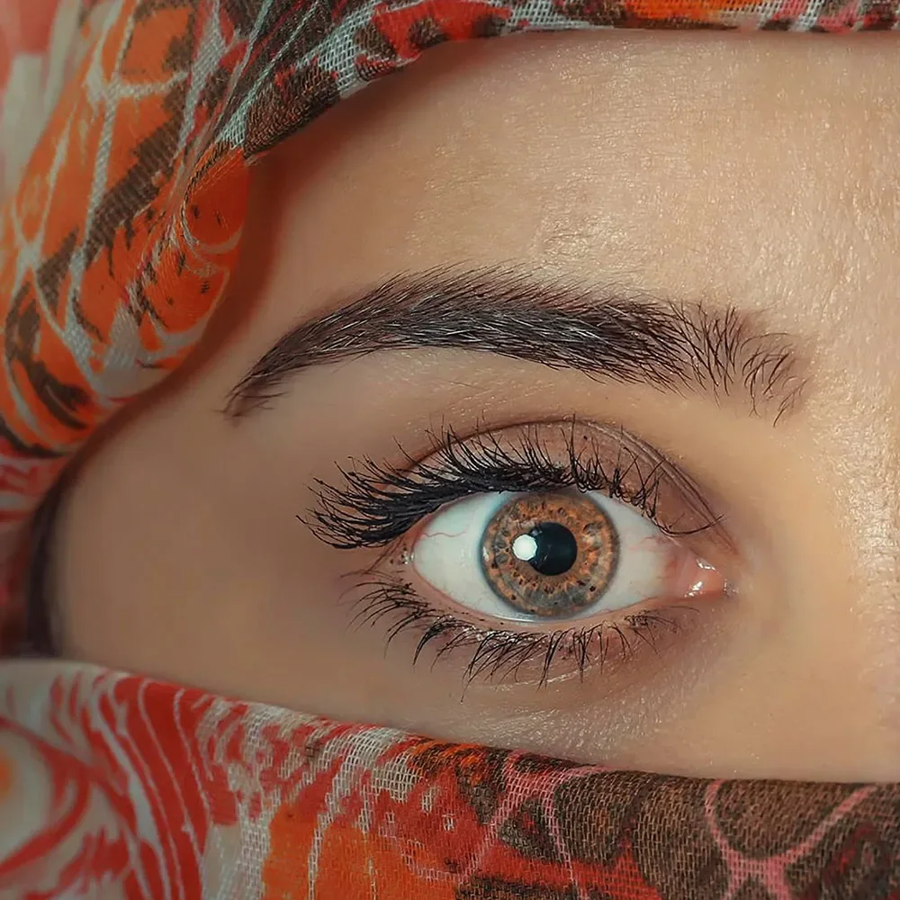 Ingrown eyelash: symptoms, causes, and treatments - Desktop Image