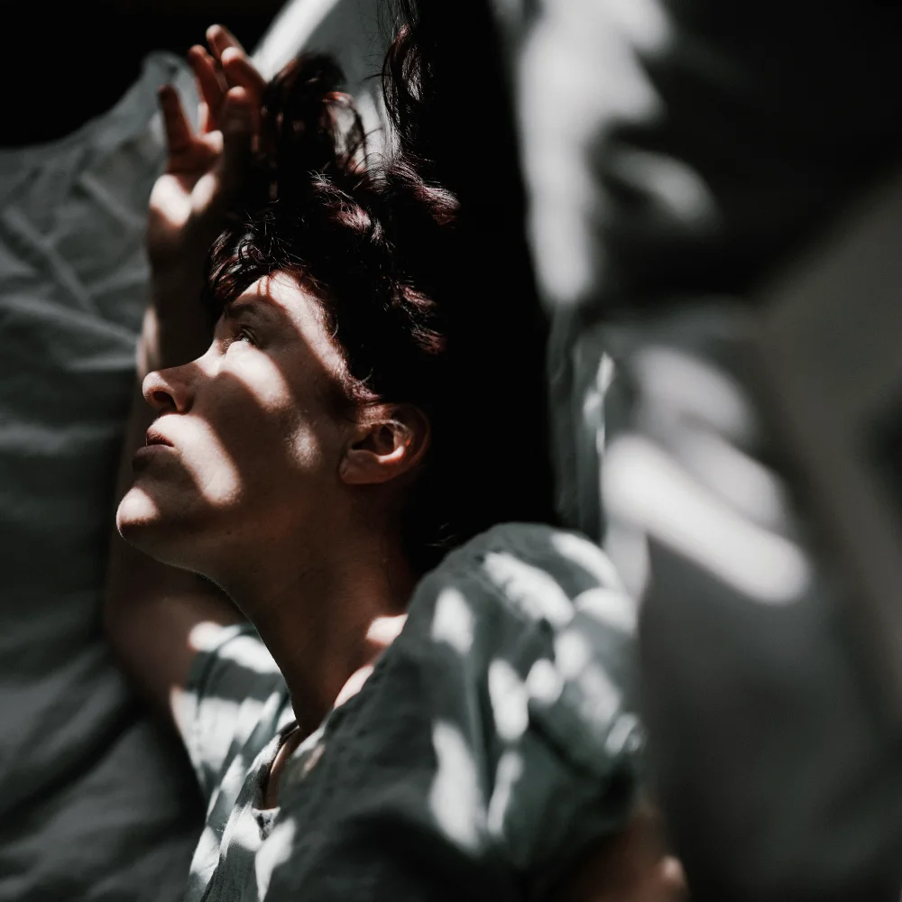 Sleep talking: causes and treatments - Desktop Image