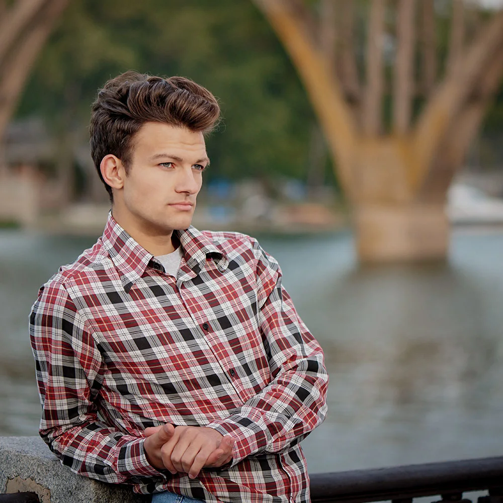 Pros and cons of a toupee - Desktop Image