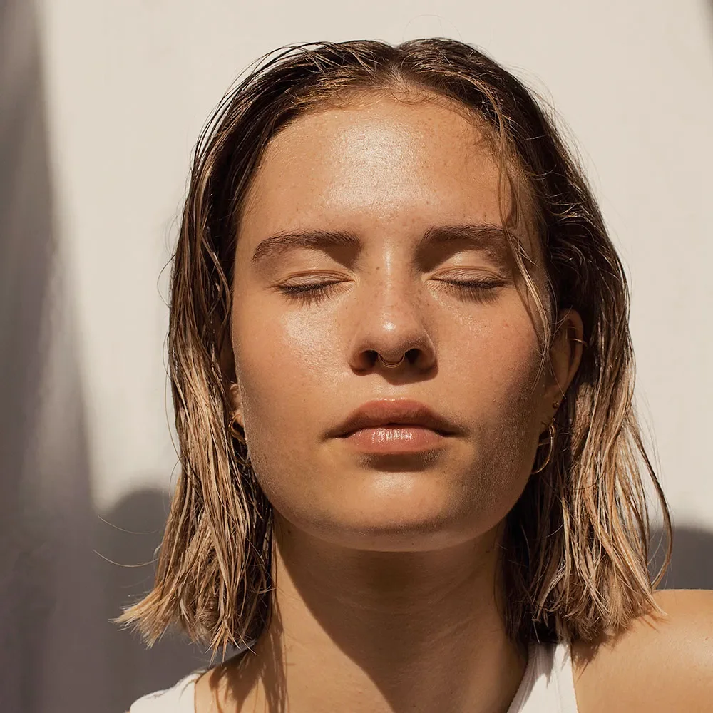 Using retinol and azelaic acid together - Desktop Image