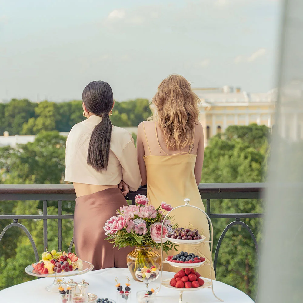 Female fertility age chart: chances of getting pregnant by age - Desktop Image