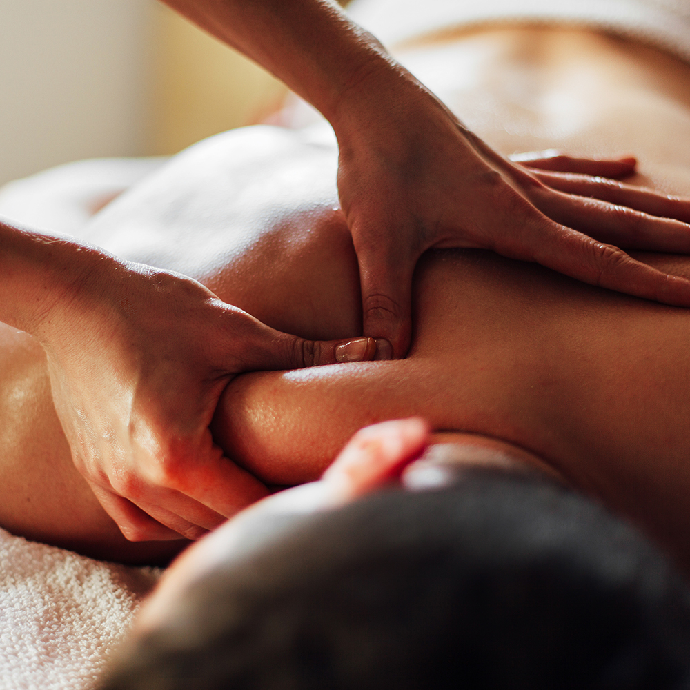 10 Benefits of Massage and What to Expect Ro